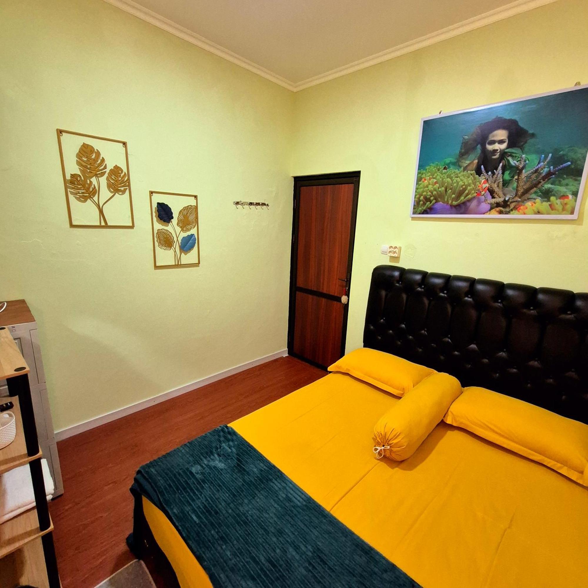 Ardian House Jepara Extérieur photo
