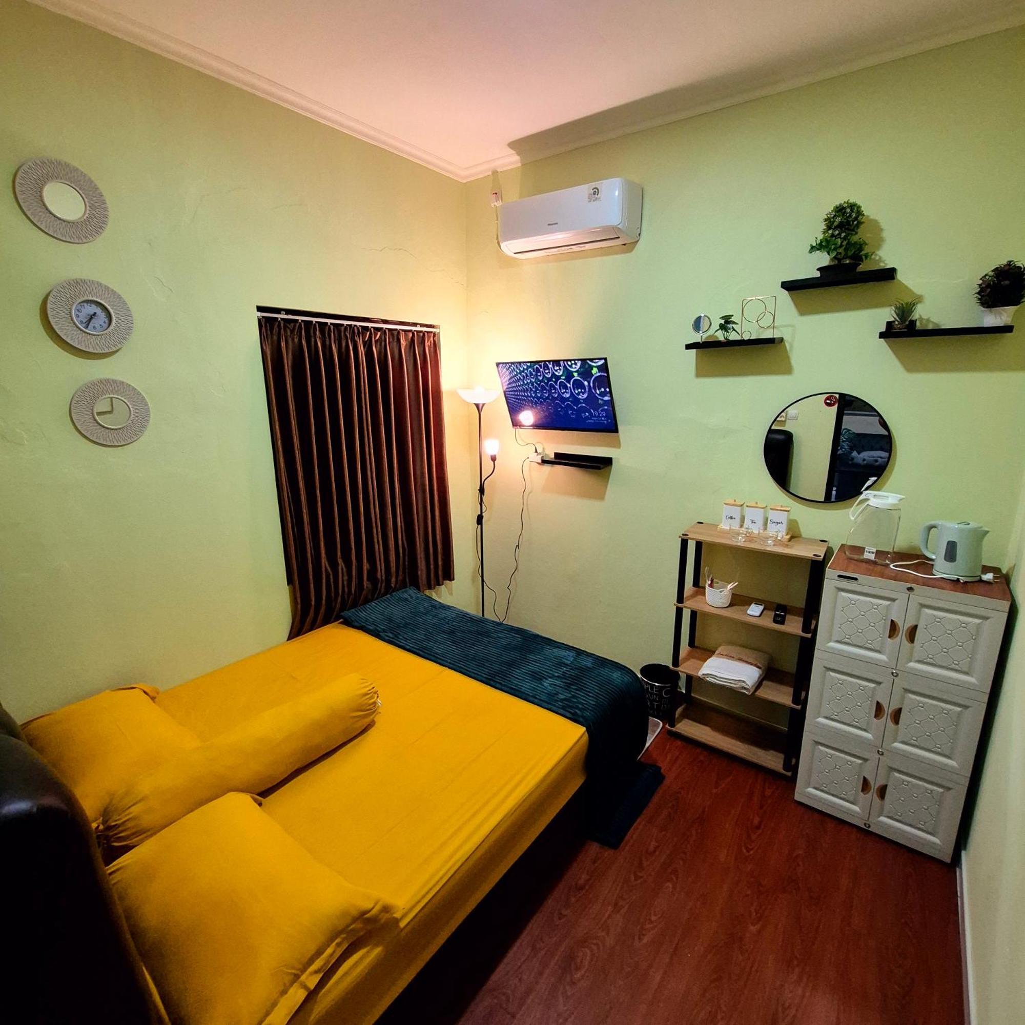 Ardian House Jepara Chambre photo